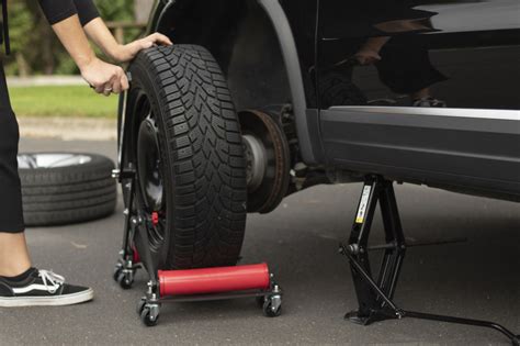 TIREJACK .